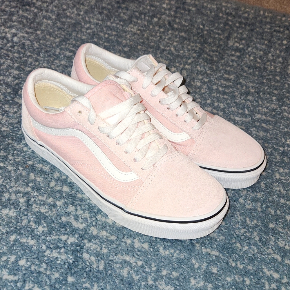 Pale Pink Classic Van's Old Skool sneakers